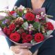 Send Grand-Christmas-Bouquet to Gibraltar