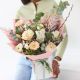 Send Luxury-Trending-Spring-Bouquet to United Kingdom